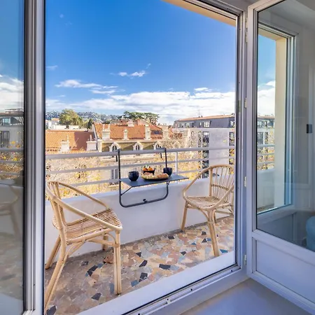 06az - With Terrace - 10min From Palais Apartamento *