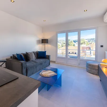 Διαμέρισμα 06az - With Terrace - 10min From Palais *